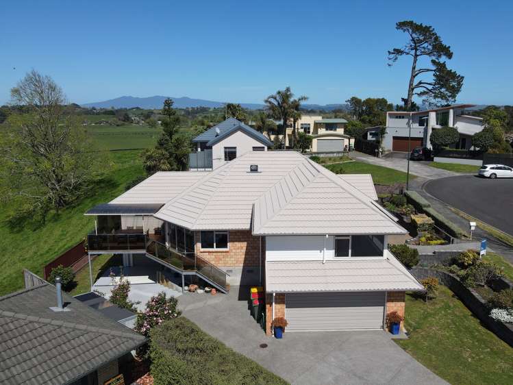 21 Highgrove Drive Grandview Heights_18