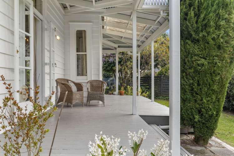 5 Longwood Lane Otumoetai_3