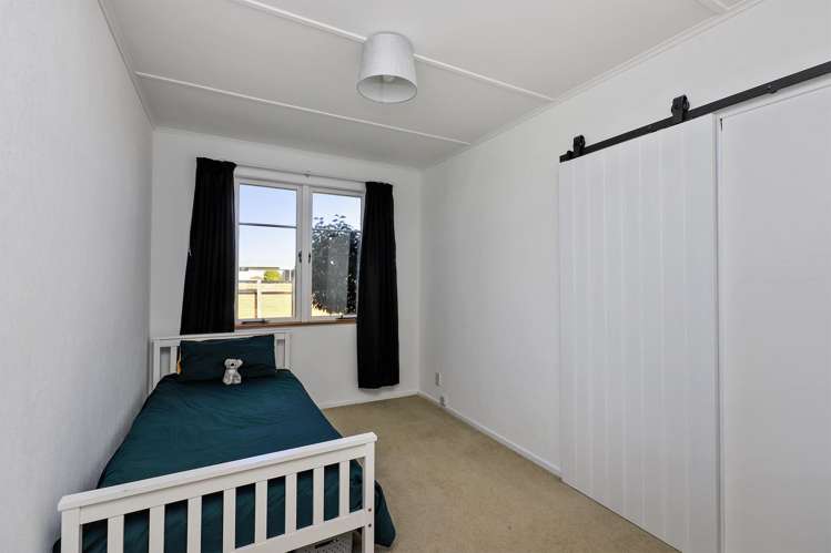 33 Neeve Road Taradale_12