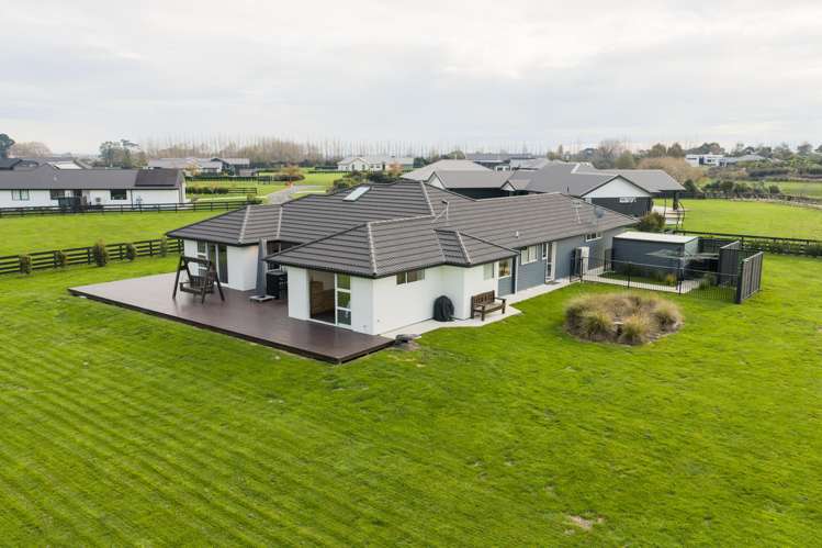 61 Hartwell Drive Kelvin Grove_38