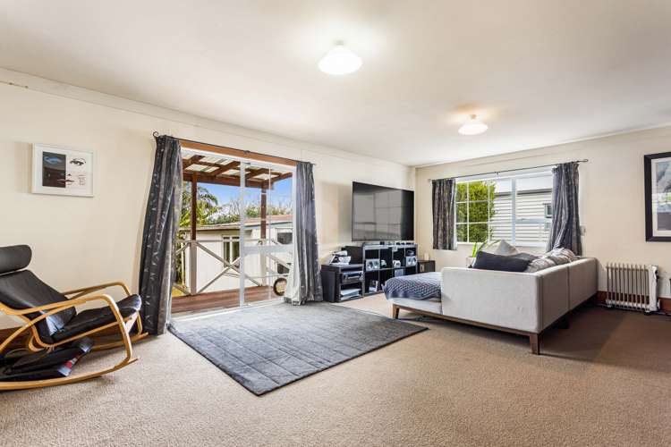 8 Muripara Avenue Point Chevalier_10