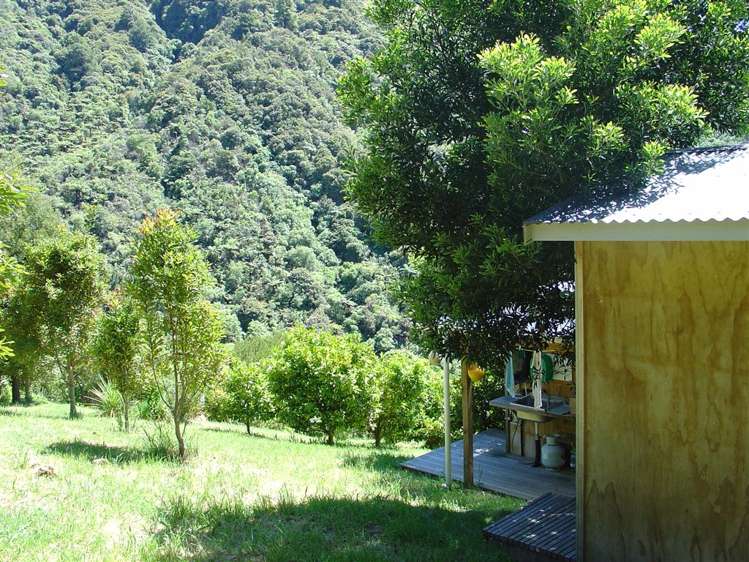 57 Tirimoana Terrace Anakiwa and Surrounds_10