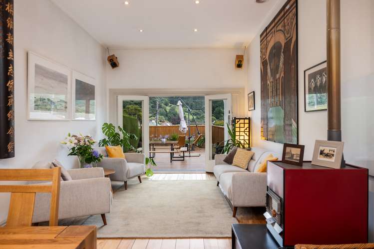 220 North Road North East Valley_6