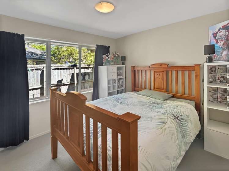24 John Campbell Crescent 1454_8