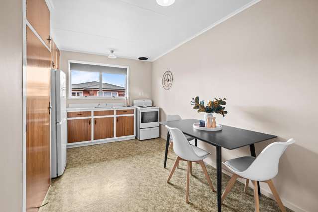 2/272 Tancred Street Ashburton_1