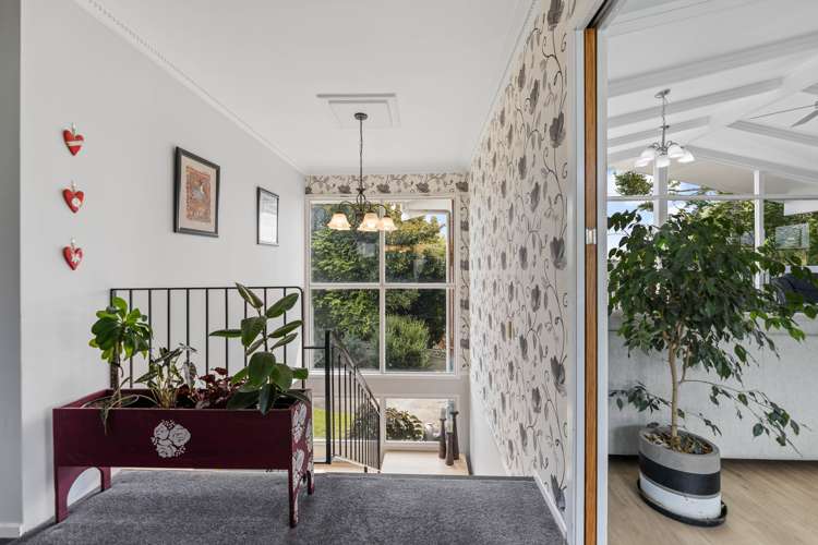 329 Cobham Drive Hillcrest_16