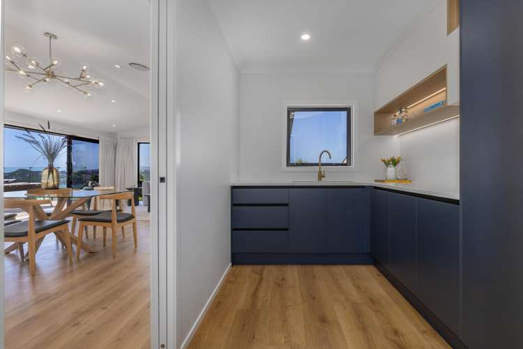 60B Queen Charlotte Drive Aotea_8