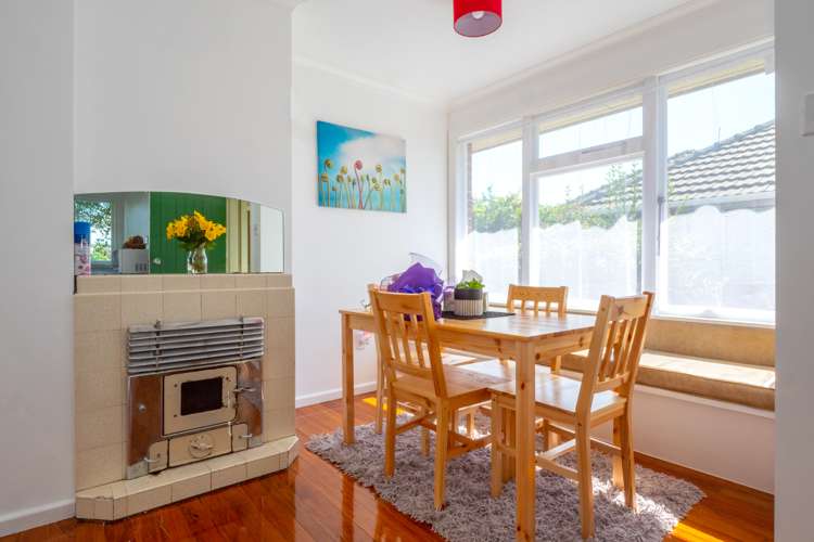 24 Macdonald Street Waimataitai_9