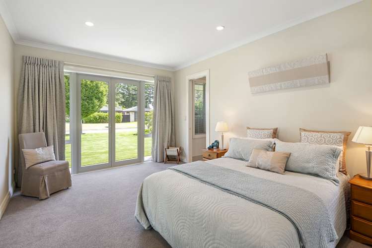 38 Grangewood Drive Lincoln_14