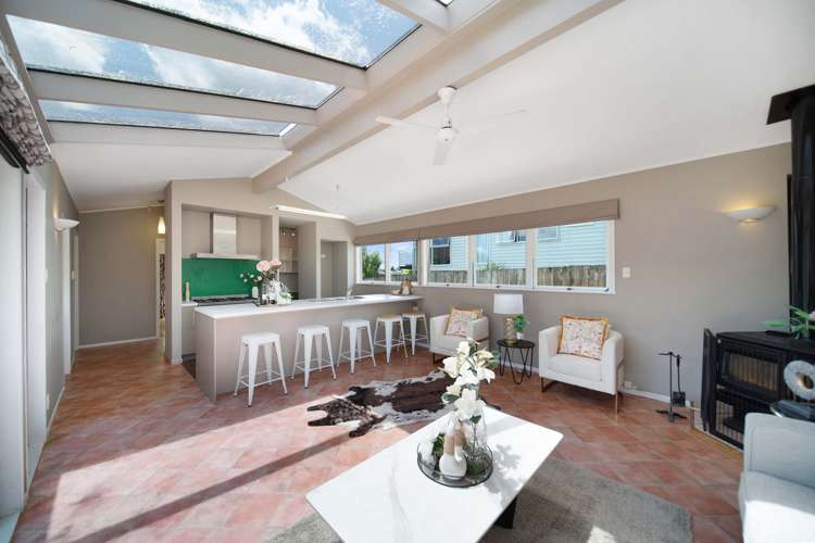 52 Clark Road Pahurehure_7