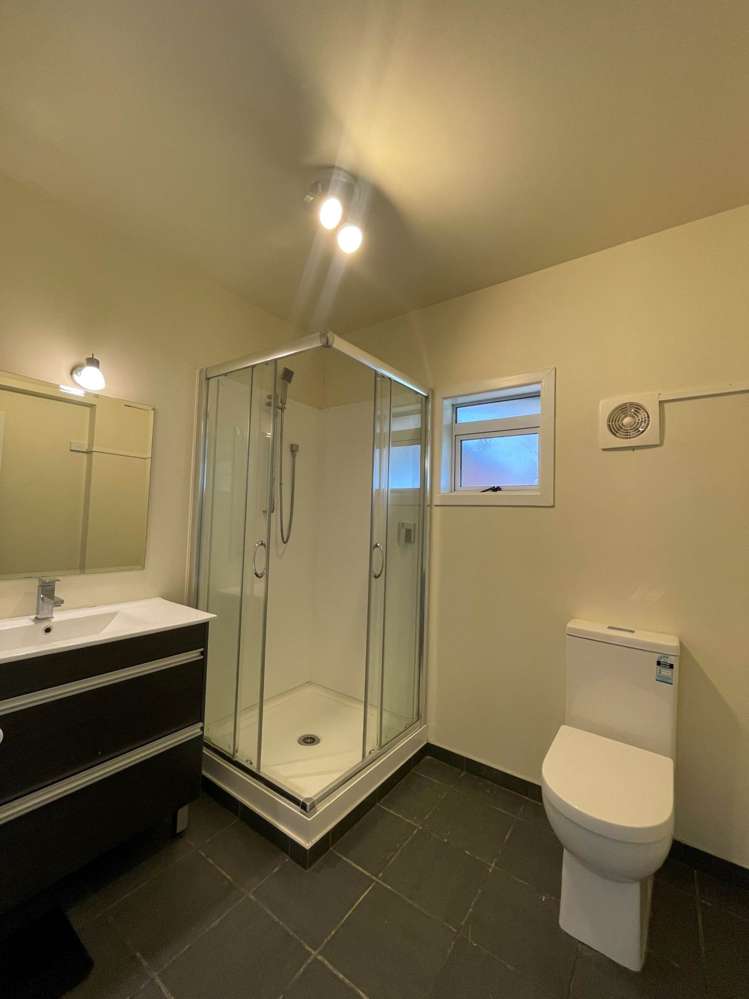 36 Vera Road Te Atatu South_11