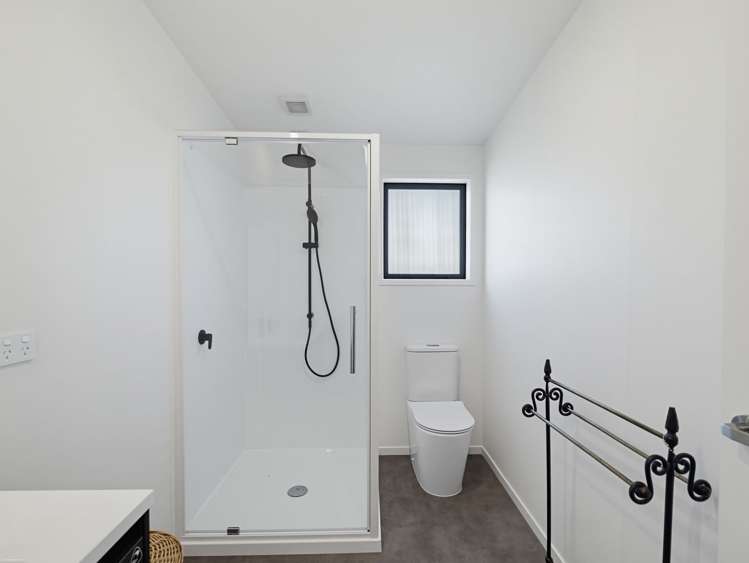 84 Racecourse Road Waipukurau_29