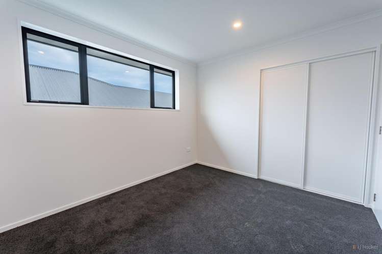 86 & 86A Church Street Seaview_13