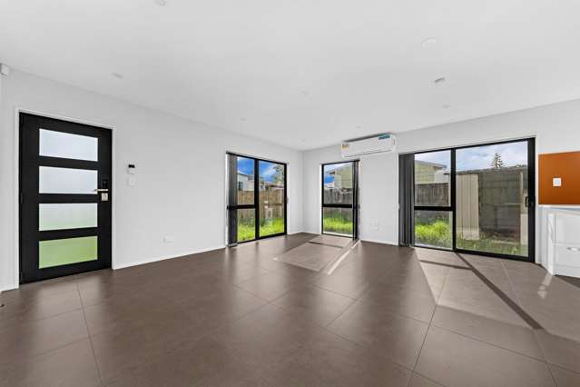 1/25 Kennington Drive Clendon Park_1