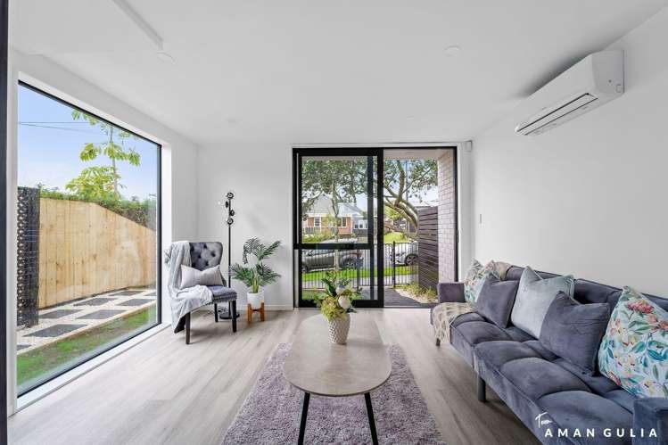 50e Mountain View Road Morningside_1