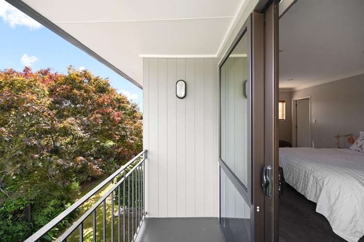 54 Ellerslie Avenue Chedworth_15