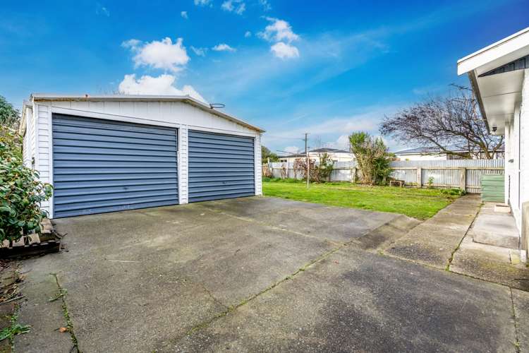 22 Dunbeath Crescent Kew_22