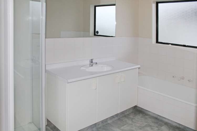 109 Summerhill Drive Fitzherbert_11