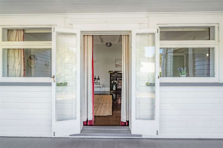 13 Apirana Avenue Regent_5