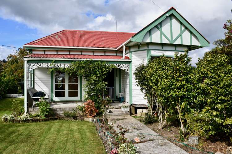 5 Bakers Creek Road Karamea_24