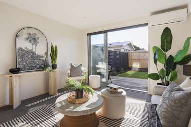 2/97 Simeon Street_3
