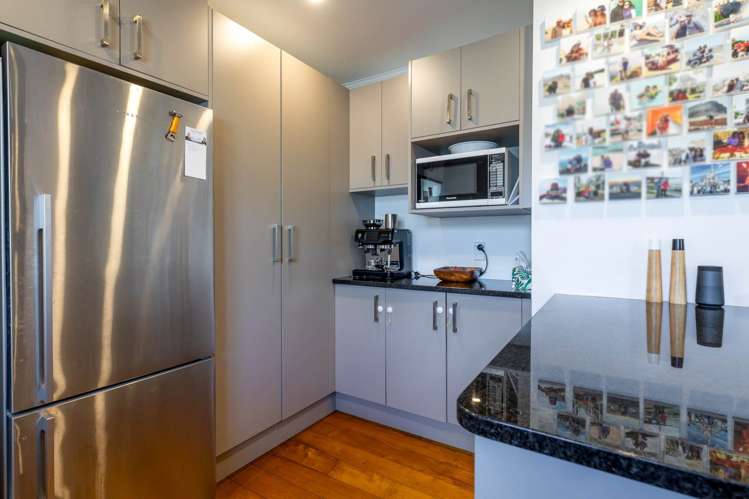 23 Ropata Avenue Point England_5