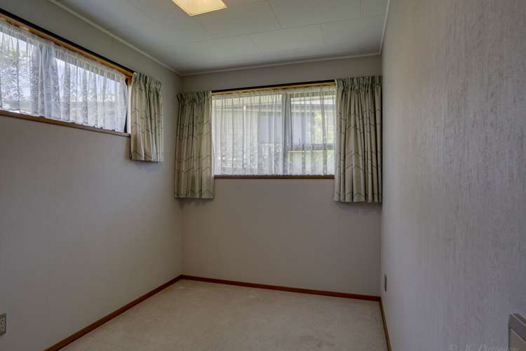 1 Lachlan Place Marchwiel_15