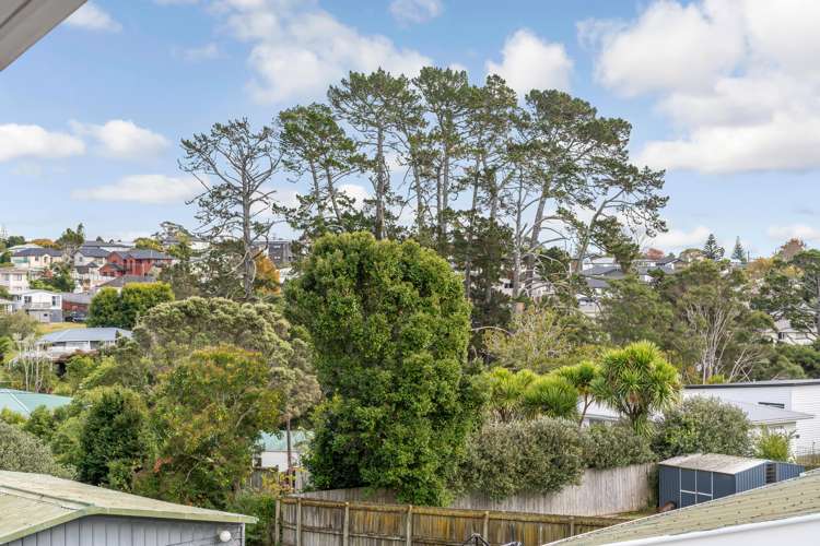 6 Glen Marine Parade Glendene_11