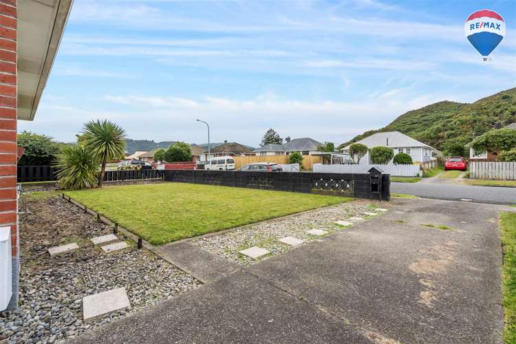89 Hewer Crescent Naenae_19