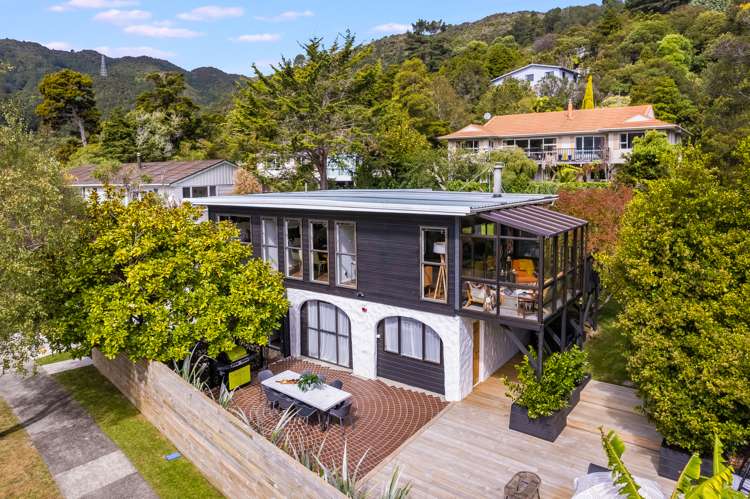 2 Pohue Grove Stokes Valley_35