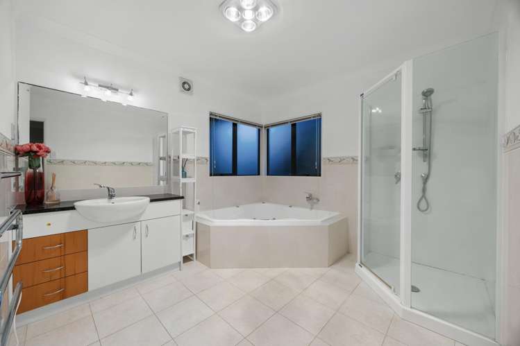 63 San Valentino Drive Henderson_15