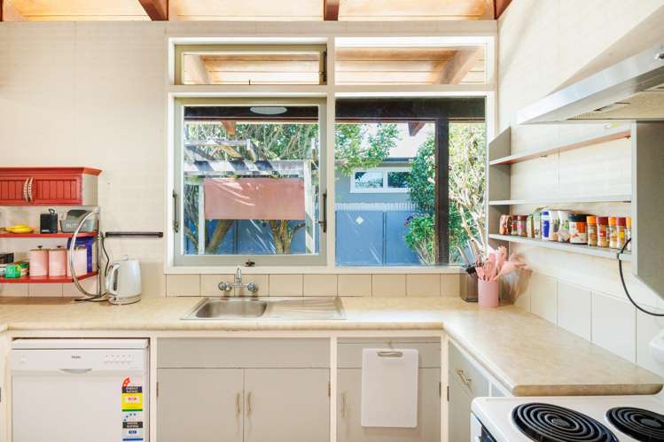 4 & 4A Viscount Place West End_3