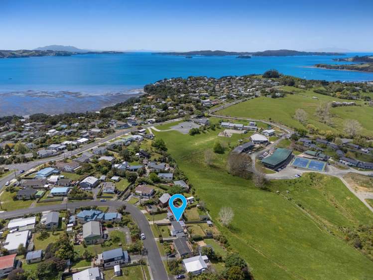 21 Brigitte View Snells Beach_14