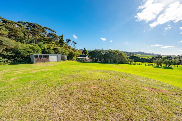 58 Arrowsmith Road Waitakere_40