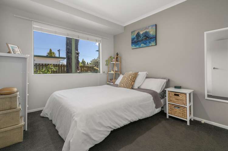 49E Coopers Road Gate Pa_13