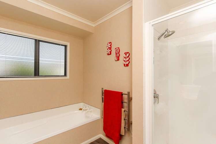 98 Queens Road Glen Avon_11