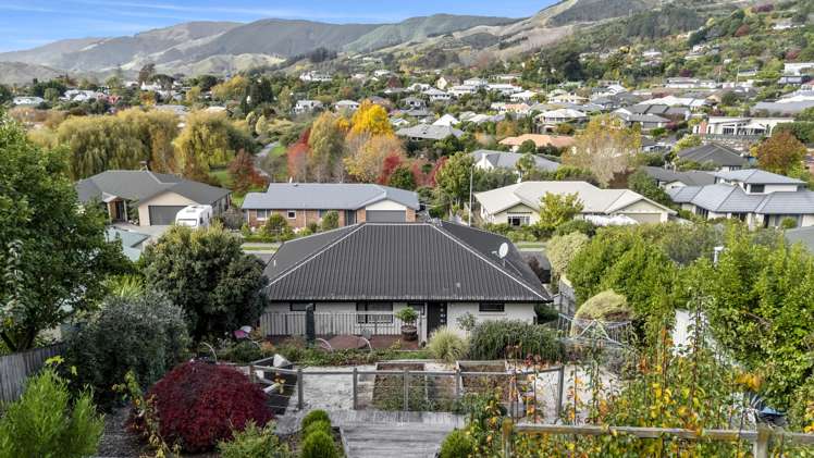 65 Washbourn Drive Richmond_22