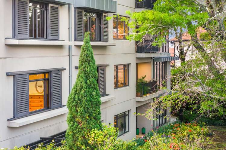 2A/36 Saint Stephens Avenue Parnell_16