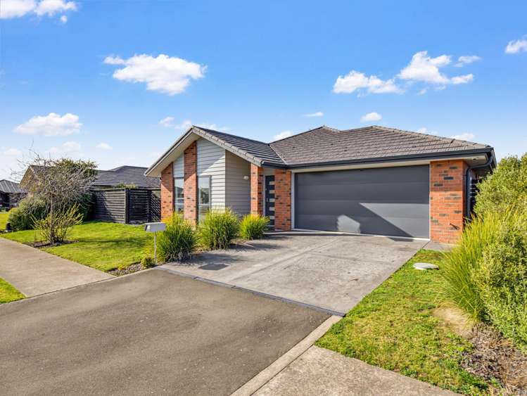 32 Burford Way_0