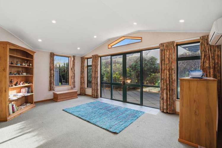2 Glenroy Park Drive Waikiwi_3