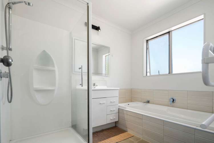 19a Glenfinn Place Massey_14