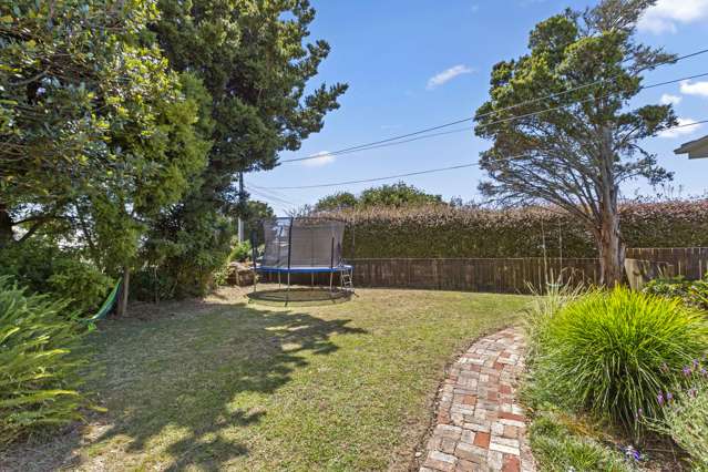 21 Lorenzen Bay Road Raglan_3