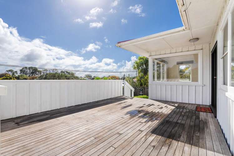 54 Waiwaka Terrace Strandon_23