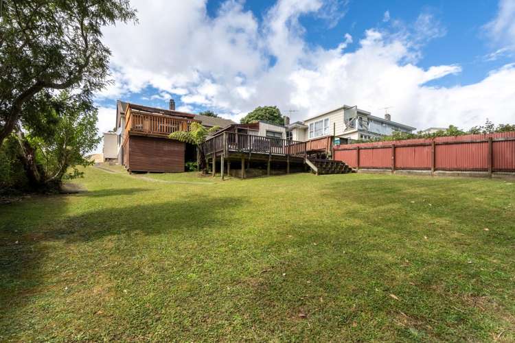 25 Waihemo Street Waitangirua_21