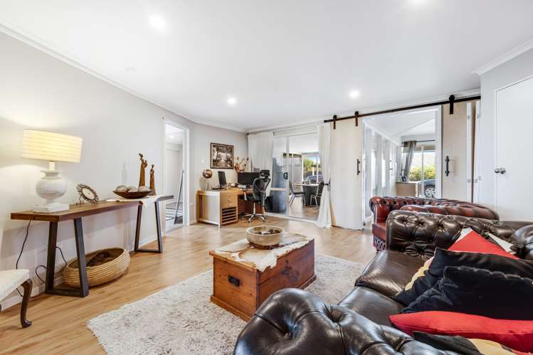 91 Point View Drive East Tamaki Heights_21