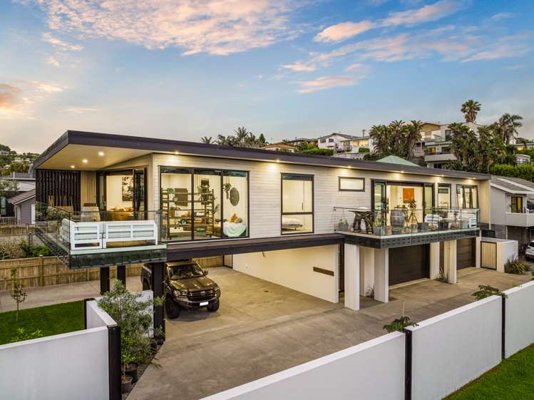 3a William Bayes Place Red Beach_24