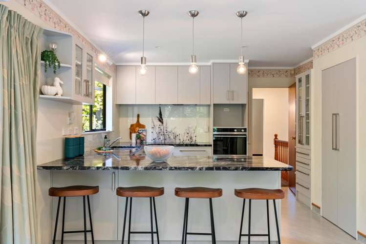 23B Thatcher Crescent Crofton Downs_1