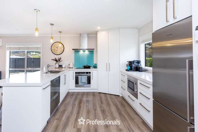 2 Chalfont Road Silverstream_4