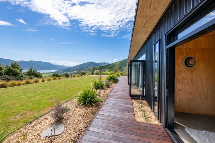 1424 Queen Charlotte Drive Marlborough Sounds_7