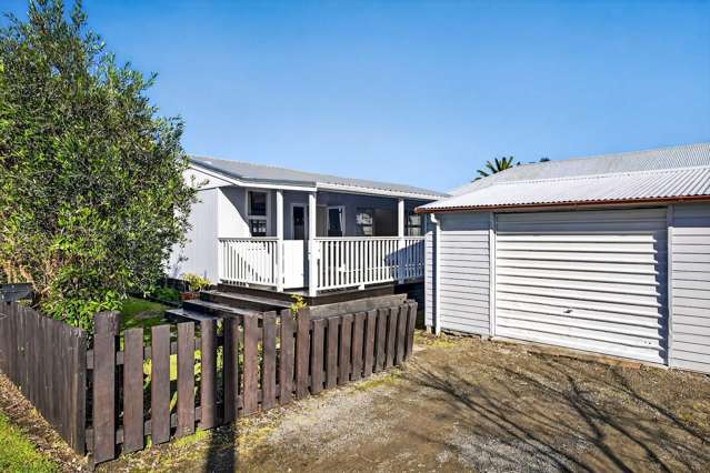 Cosy, Charming & Convenient